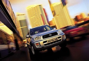 Toyota Rav 4 - pregled napak, težav, okvar in vpoklicev